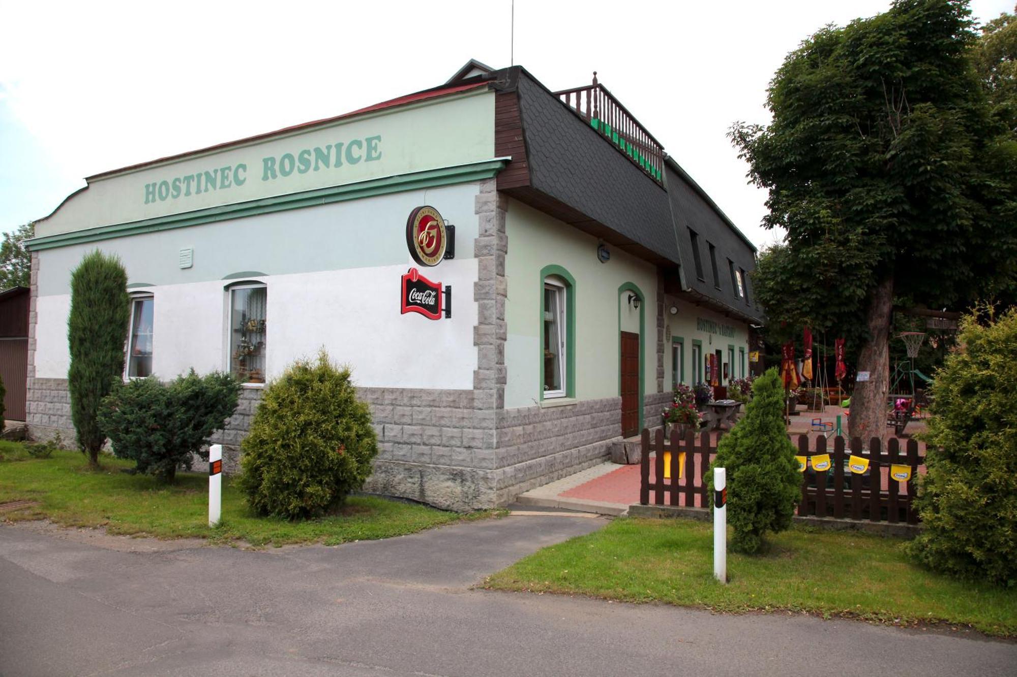 Pension U Kastanu カルロヴィ・ヴァリ エクステリア 写真